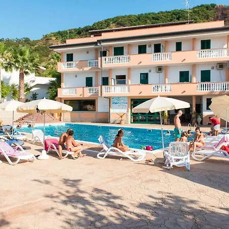 San Domenico Aparthotel 3*